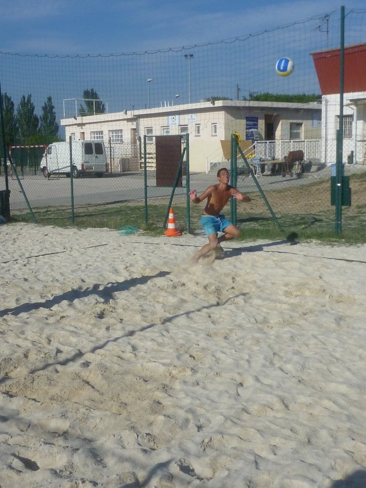 gal/saison 2009-2010/second_tournoi_beach/P1040718.JPG